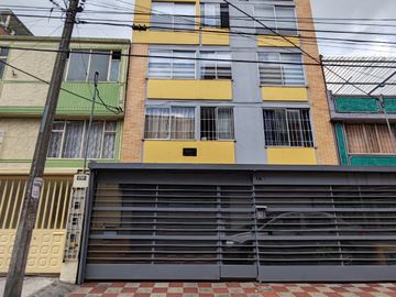 SE VENDE APARTAMENTO EN COMUNEROS, PUENTE ARANDA