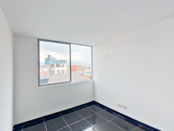 SE VENDE APARTAMENTO EN COMUNEROS, PUENTE ARANDA