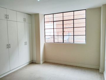 VENTA DE DEPARTAMENTO EN BREÑA CERCA AL INO