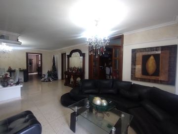 Apartamento en venta en Villa Country.