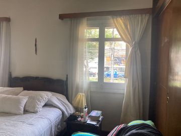 ¡CASA AMPLIA EN VENTA EN LA EXCLUSIVA AVENIDA EJÉRCITO, AREQUIPA!