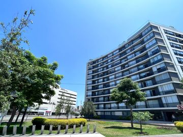 Exclusivo Departamento Amoblado + Estacionamiento San Isidro - A 3 Cuadras Del Parque El Olivar