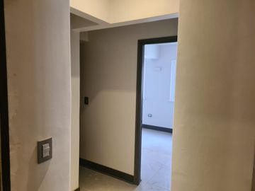 Oficina Remodelada en el Corazón del Barrio El Golf, Las Condes