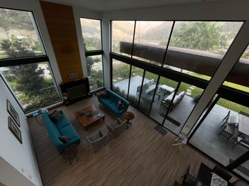 CASA EN VENTA LA QUEBRADA CIENEGUILLA!!!