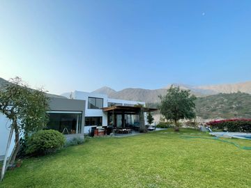 CASA EN VENTA LA QUEBRADA CIENEGUILLA!!!