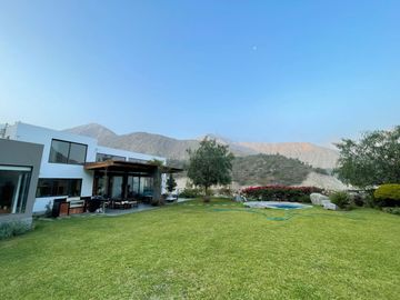 CASA EN VENTA LA QUEBRADA CIENEGUILLA!!!