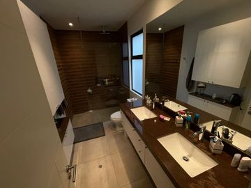 CASA EN VENTA LA QUEBRADA CIENEGUILLA!!!