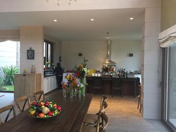 CASA EN VENTA LA QUEBRADA CIENEGUILLA!