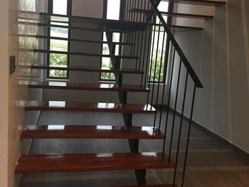 CASA EN VENTA LA QUEBRADA CIENEGUILLA!