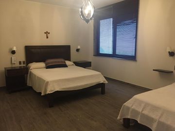 CASA EN VENTA LA QUEBRADA CIENEGUILLA!