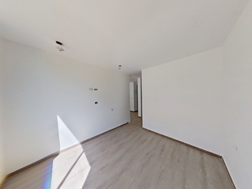 SE VENDE APARTAESTUDIO EN MAZURÉN