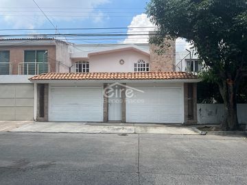 Casa en Venta – La Estancia, Zapopan, Jalisco