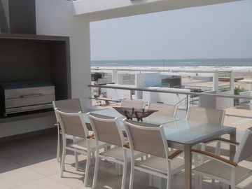 VENTA CASA DE PLAYA TOTALMENTE EQUIPADA EN CONDOMINIO CALA DEL MAR
