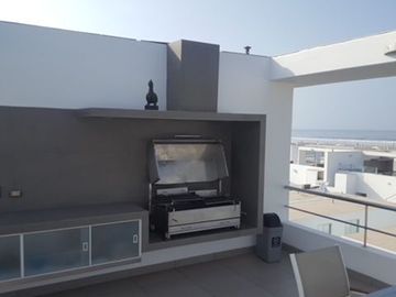 VENTA CASA DE PLAYA TOTALMENTE EQUIPADA EN CONDOMINIO CALA DEL MAR