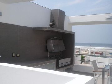 VENTA CASA DE PLAYA TOTALMENTE EQUIPADA EN CONDOMINIO CALA DEL MAR