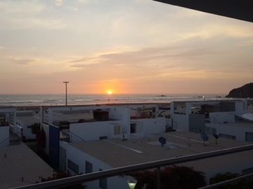 VENTA CASA DE PLAYA TOTALMENTE EQUIPADA EN CONDOMINIO CALA DEL MAR