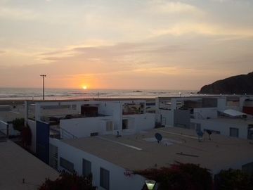 VENTA CASA DE PLAYA TOTALMENTE EQUIPADA EN CONDOMINIO CALA DEL MAR