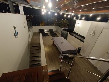 Venta De Departamento Tríplex En Condominio, En San Bartolo