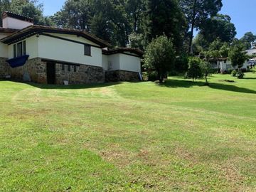 Casa con un jardín amplio, con jacuzzi, Valle de Bravo, México