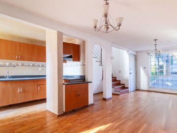 Casa en Venta, Col Lomas de Ahuatlan. Cuernavaca, Morelos.