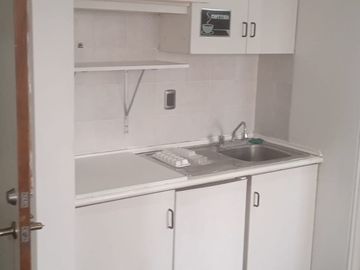 Vendo Linda Oficina en San Isidro en Avenida y Cerca Av Javier Prado y Cochera