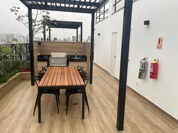 VENDO BONITO DPTO DE ESTRENO EN LINCE CERCA A LA AV. SALAVERRY CON AREA SOCIAL EXCLUSIVA