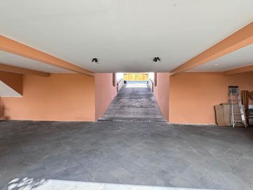 EN VENTA EXTRAORDINARIA PROPIEDAD CON 2 CASAS GEMENLAS EN CONJUNTO JARDINES DEL ESTE 1 CUMBAYÁ