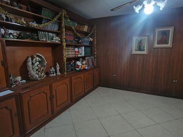AMPLIA CASA EN VENTA O ALQUILER – URB. MIRAFLORES CASTILLA -PIURA