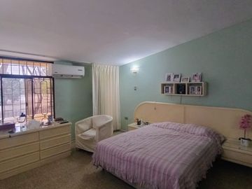 AMPLIA CASA EN VENTA O ALQUILER – URB. MIRAFLORES CASTILLA -PIURA