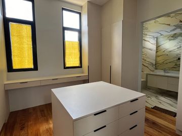 Brand New Golf View House for Sale in Manila Southwoods, Carmona