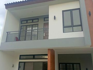 Rumah Dijual Cluster 2 Lantai Jatirahayu Pondok Melati Pondok Gede Kota Bekasi Perumahan Murah Jual