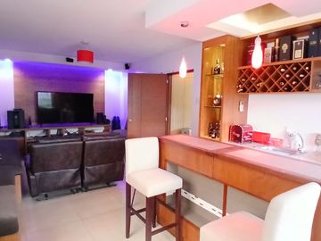 RUSH SALE! 4-6 Bedroom House in Vista Valley Executive Village, Marikina