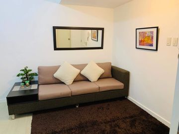 Fully Furnished 2 Bedroom Unit at Azure Urban Resort Residences (Miami Building)