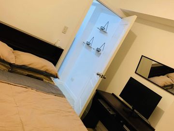 Fully Furnished 2 Bedroom Unit at Azure Urban Resort Residences (Miami Building)
