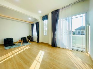 ขายบ้านเดี่ยวสวย หลังมุม 60 ตรว. โครงการกฤษดานคร 18 สาย 3 ตลิ่งชัน