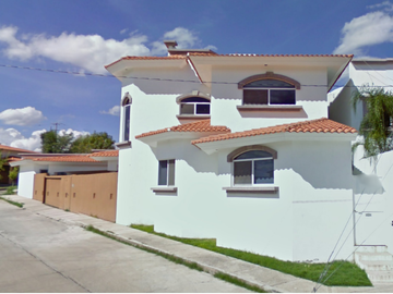 VENTA DE MARTAVILLOSA CASA  EN DURANGO
