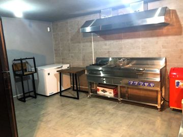 SE VENDE LOCAL ¡UBICACION PRIVILEGIADA EN PRIMER PISO!