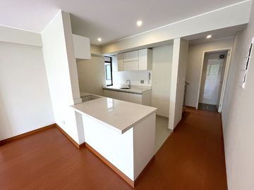 DUPLEX FRENTE A PARQUE EN SAN BORJA - Solo clientes interesados