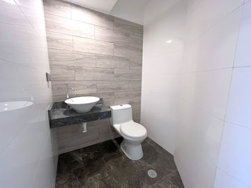 DUPLEX FRENTE A PARQUE EN SAN BORJA - Solo clientes interesados