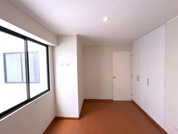 DUPLEX FRENTE A PARQUE EN SAN BORJA - Solo clientes interesados