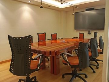 📢 ¡OFICINA EN VENTA EN CHACARILLA! 🏢✨