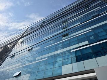 📢 ¡OFICINA EN VENTA EN CHACARILLA! 🏢✨