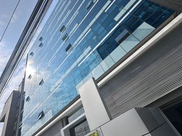 📢 ¡OFICINA EN VENTA EN CHACARILLA! 🏢✨