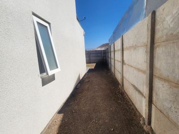 Acogedora Casa en Condominio Ecoterraneo Til Til