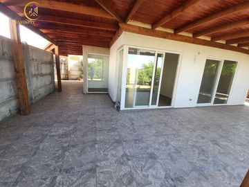 Oportunidad Casa Mediterranea en Condominio Ecoterraneo Til Til