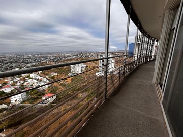 VENTA DE DEPARTAMENTO EN CAMPANARIO QUERETARO