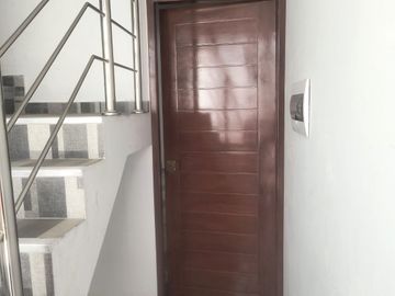 VENDO LINDA CASA EN ALTOS DEL VALLE MOCHE (ALORA)