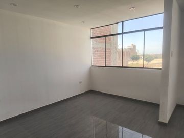 VENDO LINDA CASA EN ALTOS DEL VALLE MOCHE (ALORA)