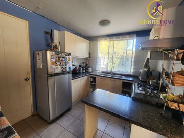 Acogedora Casa Alto El Manzano Til Til