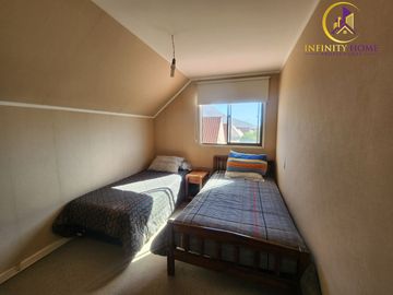 Acogedora Casa Alto El Manzano Til Til